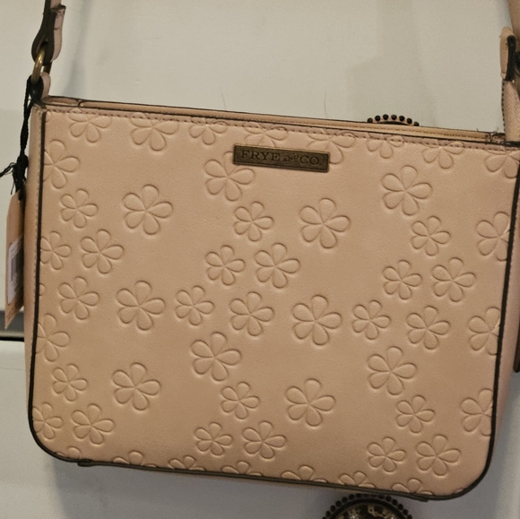 Purse - Picture 2 of 5